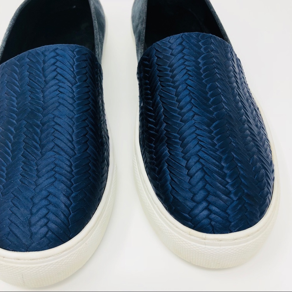 L’Agence leather embossed slip-ons - Picture 4 of 8